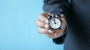 Permessi per i lungo soggiornanti: termine per chiedere l'aggiornamento entro il 3 agosto 2023
